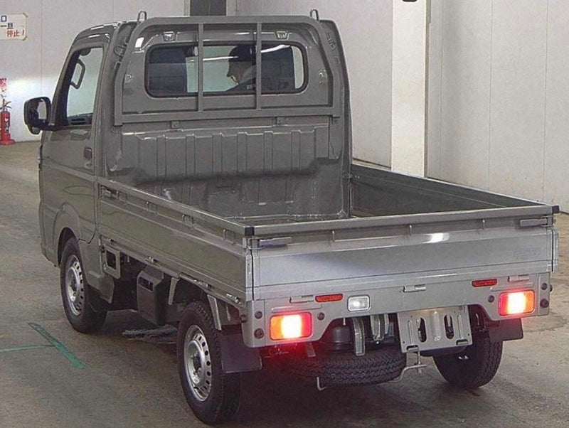 Suzuki Carry **New Shape** 2026, 4x4 Automatic