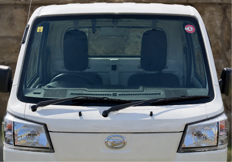 New Aftermarket Windscreen (Type A WITHOUT Saftey Camera) Fits Daihatsu S500/S510 Hi-Jet