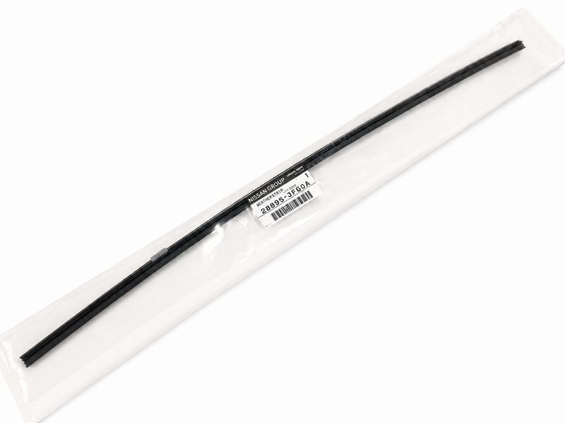 Genuine Nissan Windscreen Wiper Blade Refill (R/H) Fit Nissan R35 GTR