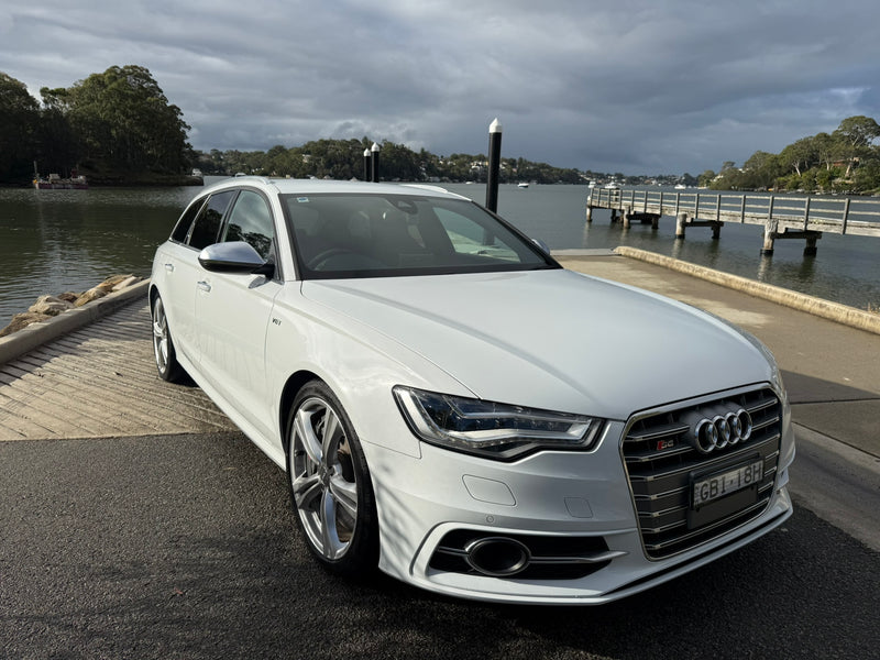 Audi S6 Avant 2015 83,xxxKM V8 Twin Turbo