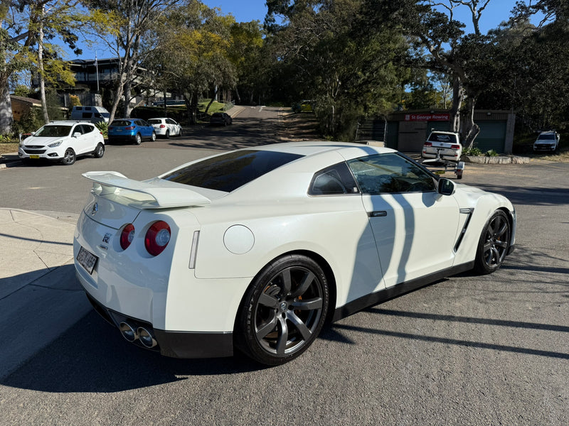 Nissan R35 GTR "Premium"  229,xxxkm, Extensive Maintenance Carried Out