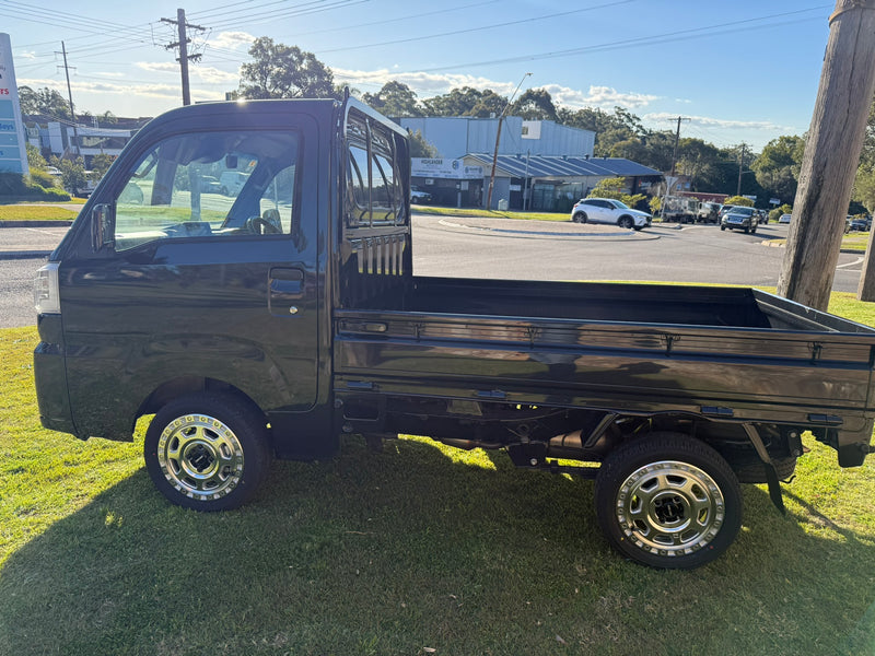 Daihatsu Hi-Jet, Automatic, 2wd, Under 100km