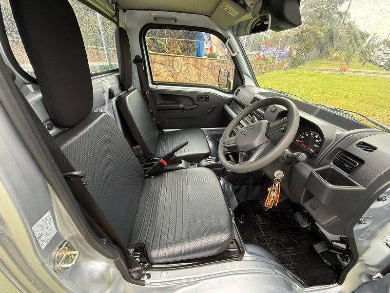 Daihatsu S510 Hijet Auto 4x4, 11,xxxKM
