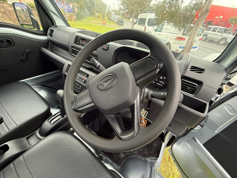 Daihatsu S510 Hijet Auto 4x4, 11,xxxKM