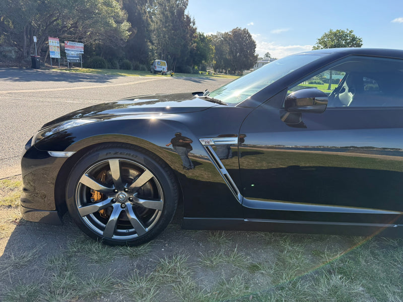 Nissan R35 GTR "Pure" Black, Genuine 72,xxxKM, Fully Serviced