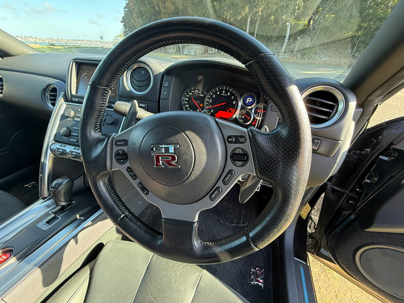 Nissan R35 GTR "Pure" Black, Genuine 72,xxxKM, Fully Serviced