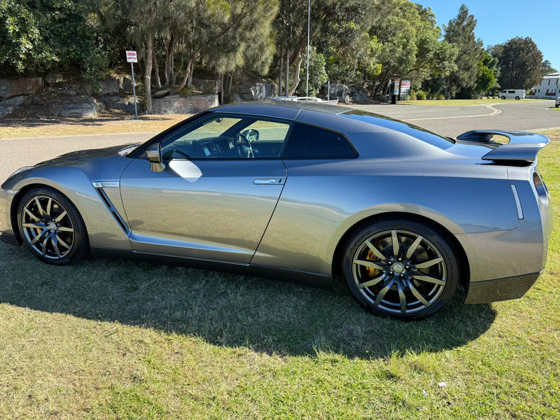 Nissan R35 GTR "PURE" 63,xxxKM 2008 Late headlights, DBA Wheels