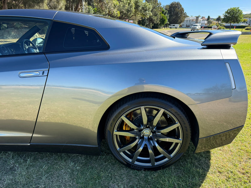 Nissan R35 GTR "PURE" 63,xxxKM 2008 Late headlights, DBA Wheels