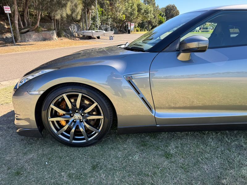 Nissan R35 GTR "PURE" 63,xxxKM 2008 Late headlights, DBA Wheels