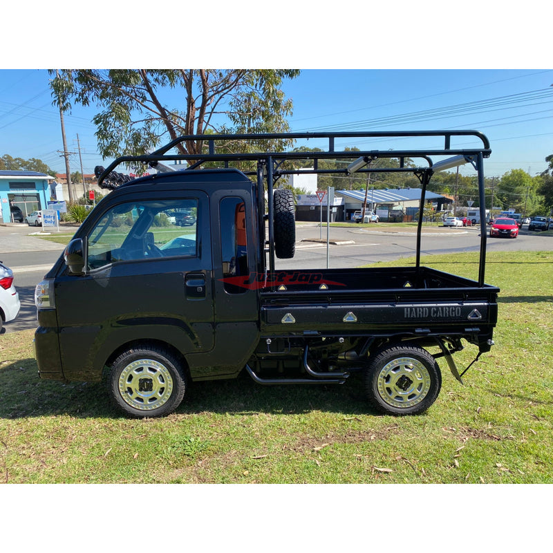 Daihatsu Hi-Jet 2024 4x4 Manual, Brand New, Fully Decked Out In Hard cargo Accessories