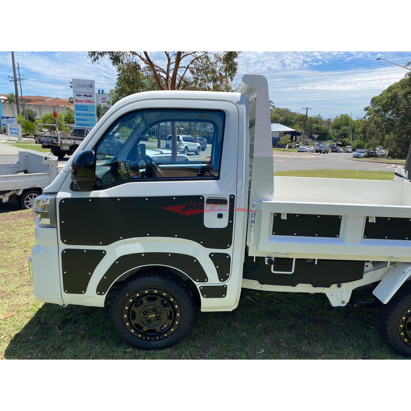 Daihatsu Hi-Jet 2024 Automatic TIPPER, 4x4, diff lock, key less entry