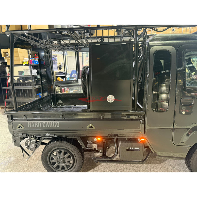 Daihatsu Hi-Jet 4x4 Manual, Full Hard Cargo Fit Out