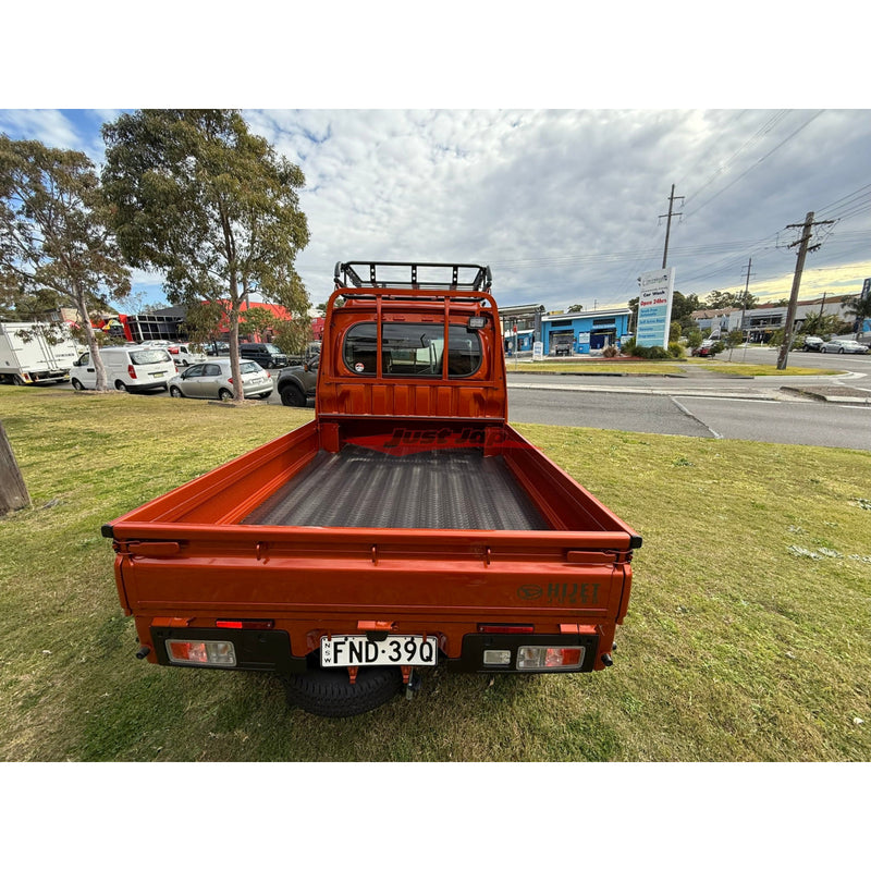 Daihatsu Hi-Jet Jumbo 4x4 Automatic 2024 Less then 20KM, Brand New!