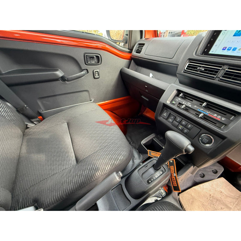 Daihatsu Hi-Jet Jumbo 4x4 Automatic 2024 Less then 20KM, Brand New!