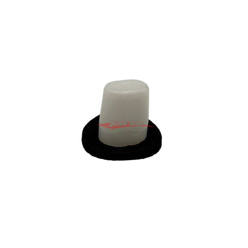 Genuine Nissan Front Windscreen Pillar Trim / Roof Turret Moulding Clip Grommet Fits Nissan R35 GTR