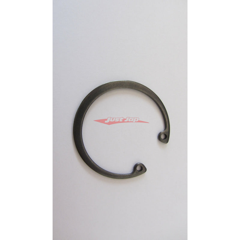 Genuine Nissan Gear Shifter Circlip (Lower) Fits Nissan A31/S13/S14/S15/R32/R33/R34/C33/C34/C35