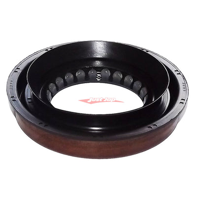Genuine Nissan Rear Differential Pinion Shaft Oil Seal (R200V) Fits Nissan E51 Elgrand, J50 Crossover, M35 Stagea, V35/V36 Skyline, Z33 350Z & Z34 370Z