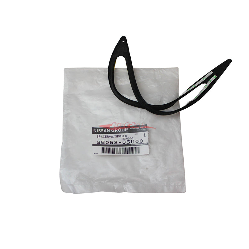 Genuine Nissan Rear Outer Spoiler Spacer Seal R/H Fits Nissan R32 Skyline GTR