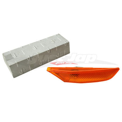 Genuine Nissan Side Indicator Assembly R/H Fits Nissan Skyline V35 Sedan