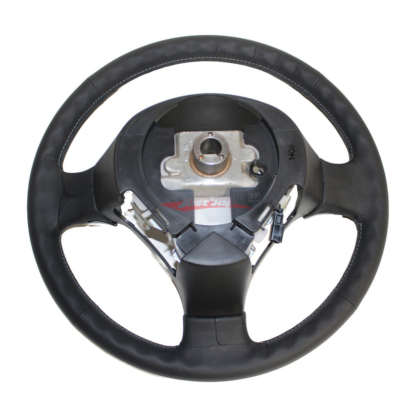 Genuine Nissan Steering Wheel Fits Nissan S15 Silvia & 200SX (Silver Stitching)