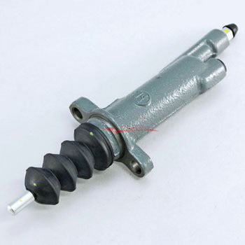 Genuine Toyota Clutch Slave Cylinder Fits Toyota Chaser, Cresta, Mark II, Verossa, Soarer, Supra R154 5 Spd. (7M-GTE / 1JZ-GTE)