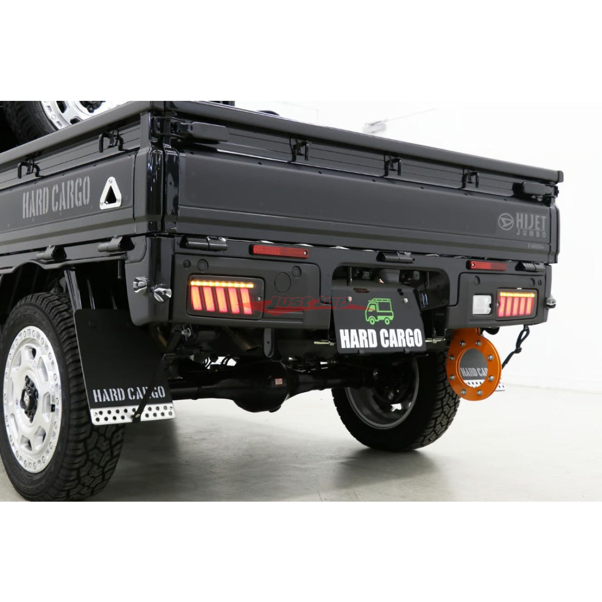 WinmaX SPORTS AP1 DAIHATSU シャレード・ソシアル・デトマソ 〔品番200〕 型式G100(079827-) TD,Will S,キサ AT 年式90.11-91.12 WinmaX SPORTS AP1 DAIHATSU ムーヴコンテ フロント用 〔品番618