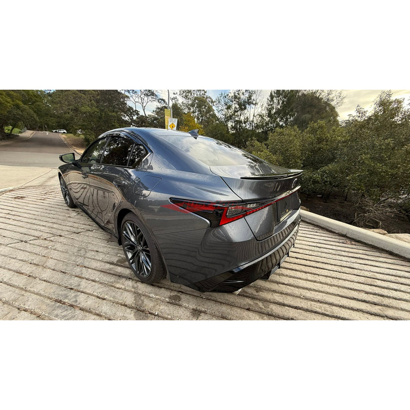 Lexus IS500 2024 23,xxxKM