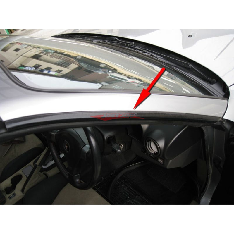 Genuine Nissan Windscreen Weather Strip Retainer R/H Fits Nissan S15 Silvia Varietta